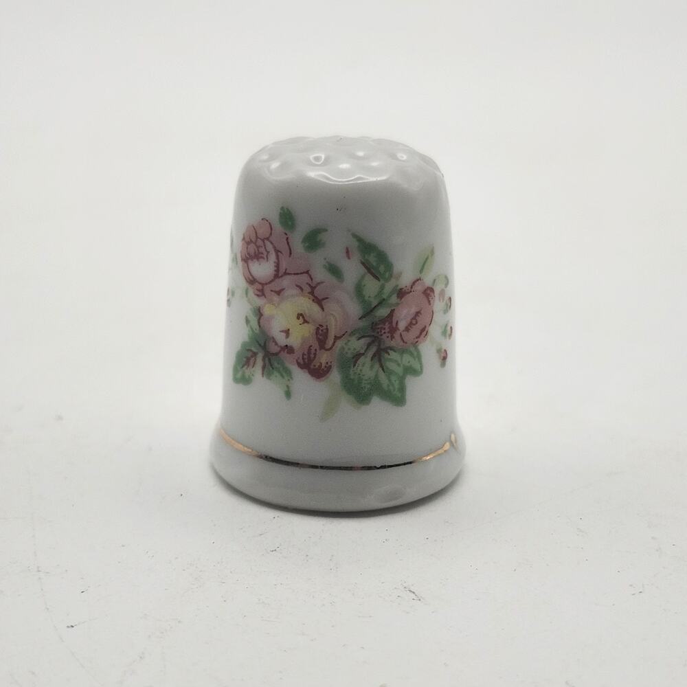 Wall Drug South Dakota Porcelain Souvenir Thimble Rose Gold Trim Collectible
